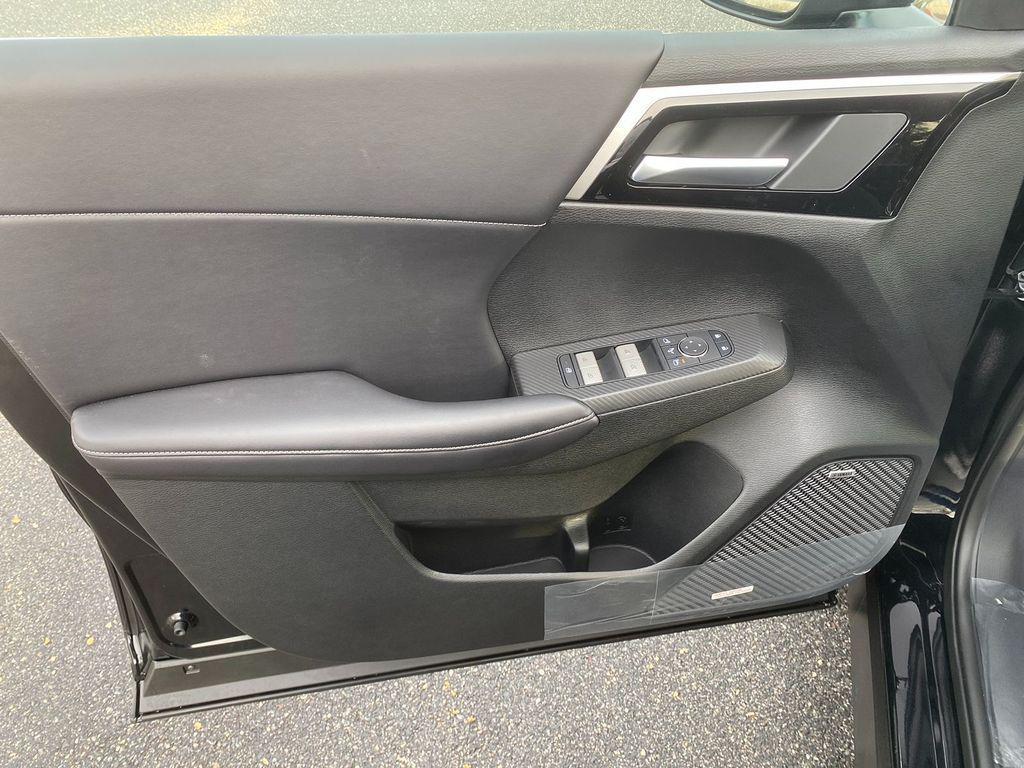 new 2026 Mitsubishi Outlander car, priced at $39,358