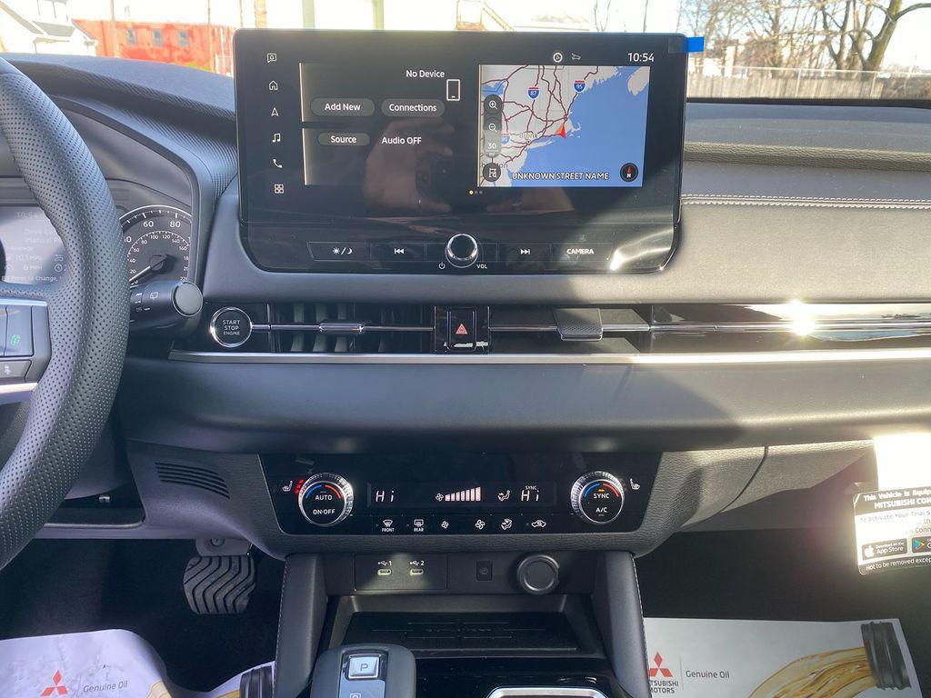 new 2025 Mitsubishi Outlander car, priced at $36,263