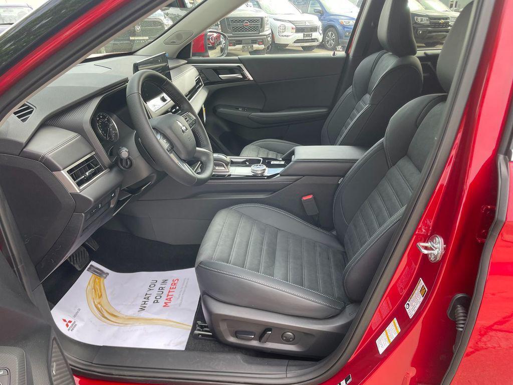 new 2026 Mitsubishi Outlander car, priced at $32,317