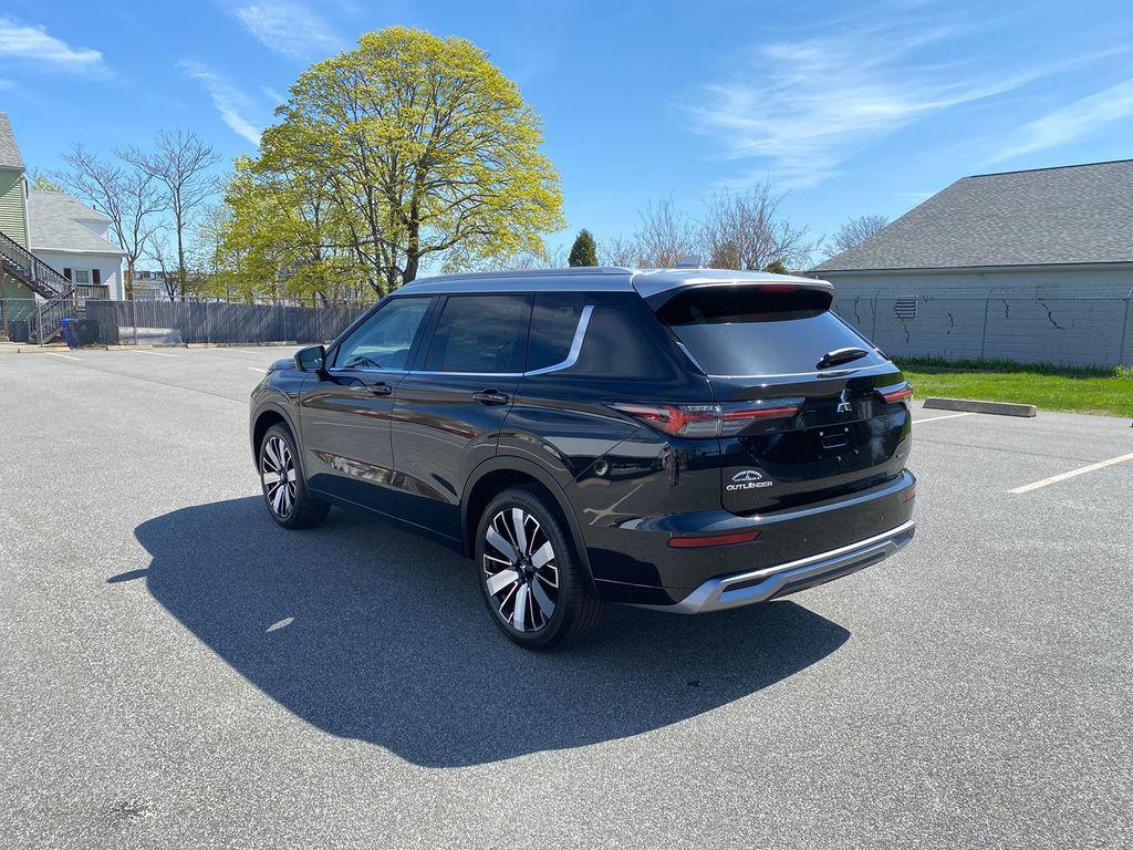 new 2025 Mitsubishi Outlander car, priced at $44,763