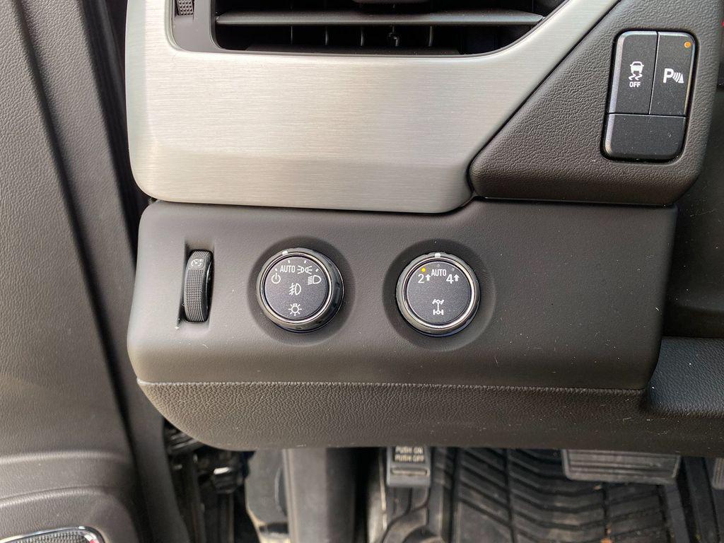 used 2018 GMC Yukon car, priced at $25,295