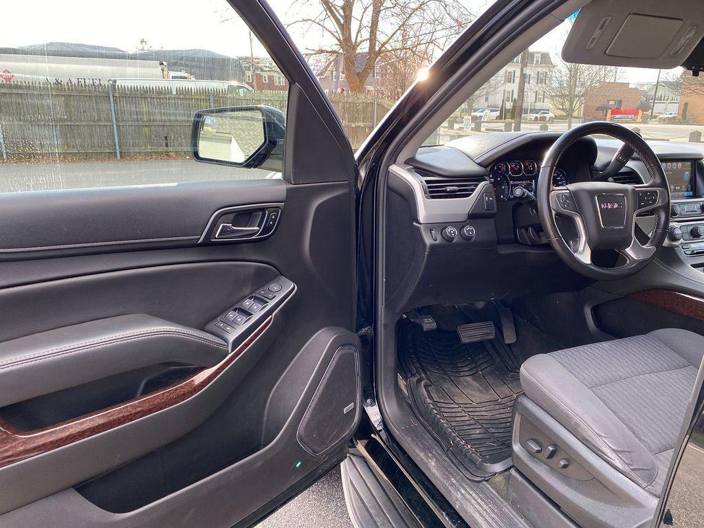 used 2018 GMC Yukon car, priced at $25,295