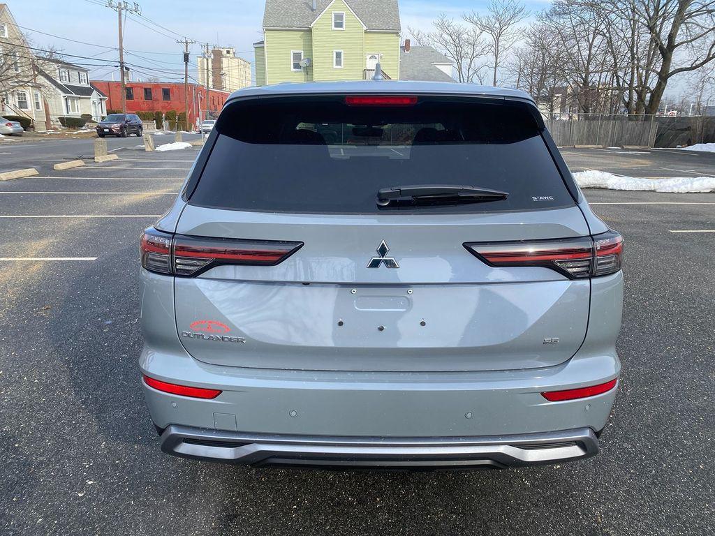 new 2026 Mitsubishi Outlander car, priced at $39,753