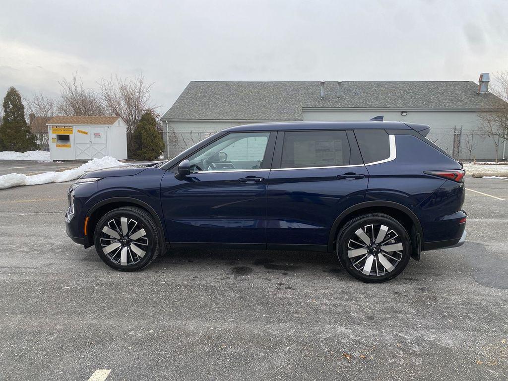 new 2026 Mitsubishi Outlander car, priced at $39,723