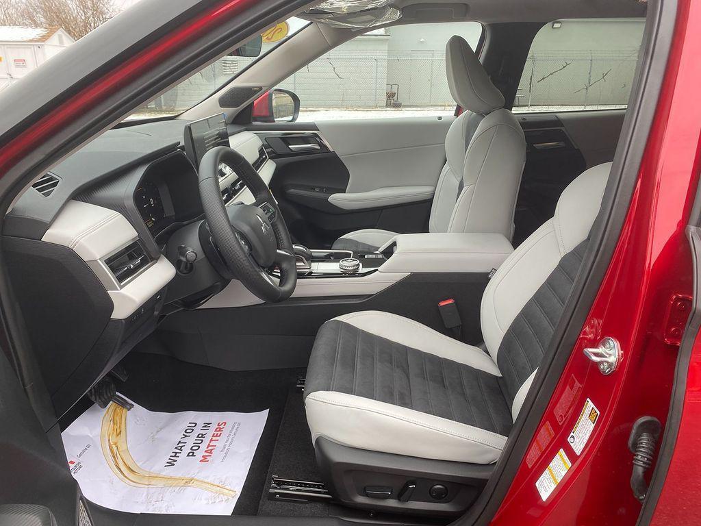 new 2026 Mitsubishi Outlander car, priced at $41,093