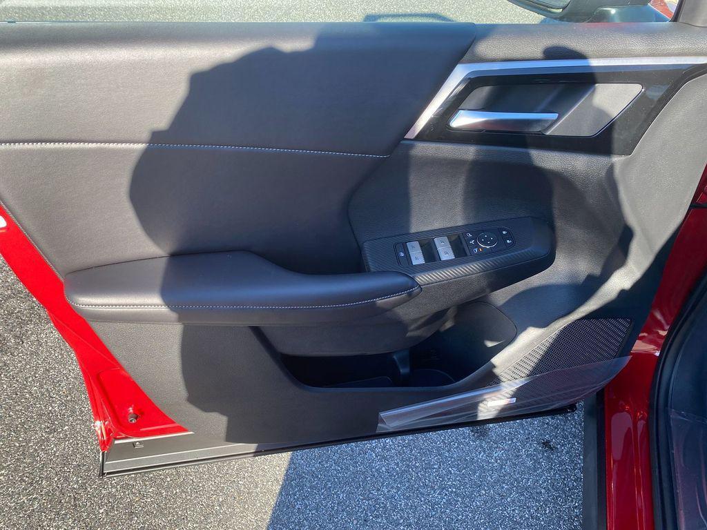 new 2025 Mitsubishi Outlander PHEV car, priced at $48,093