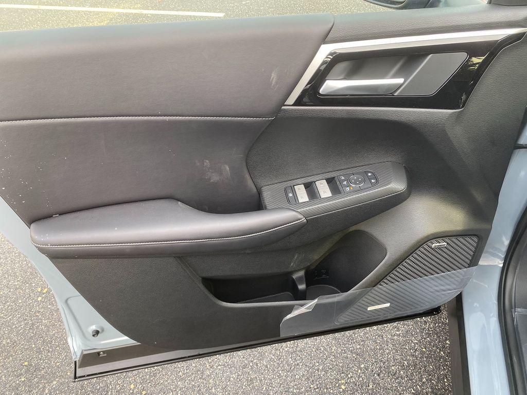 new 2026 Mitsubishi Outlander car, priced at $45,528