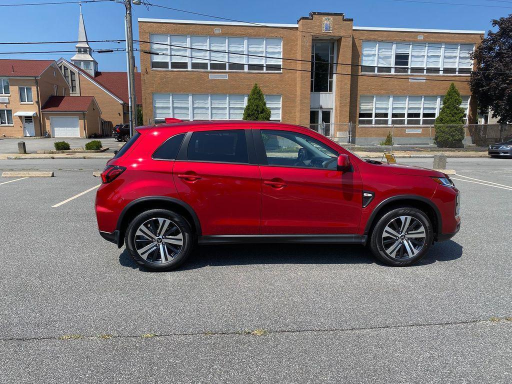 new 2025 Mitsubishi Outlander Sport car, priced at $29,238