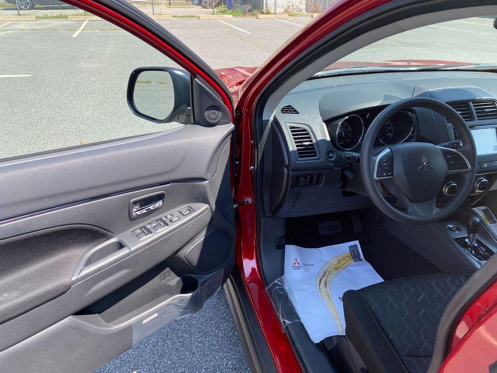 new 2025 Mitsubishi Outlander Sport car, priced at $29,238