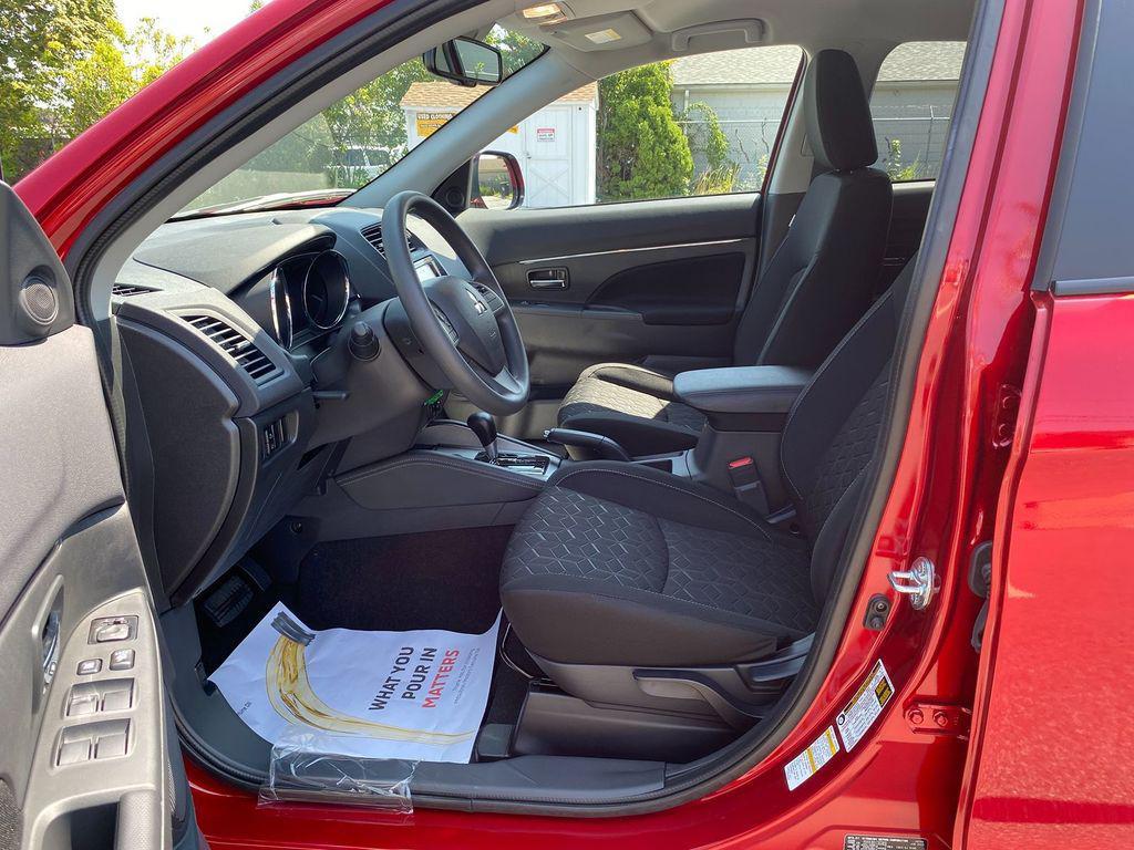 new 2025 Mitsubishi Outlander Sport car, priced at $29,238