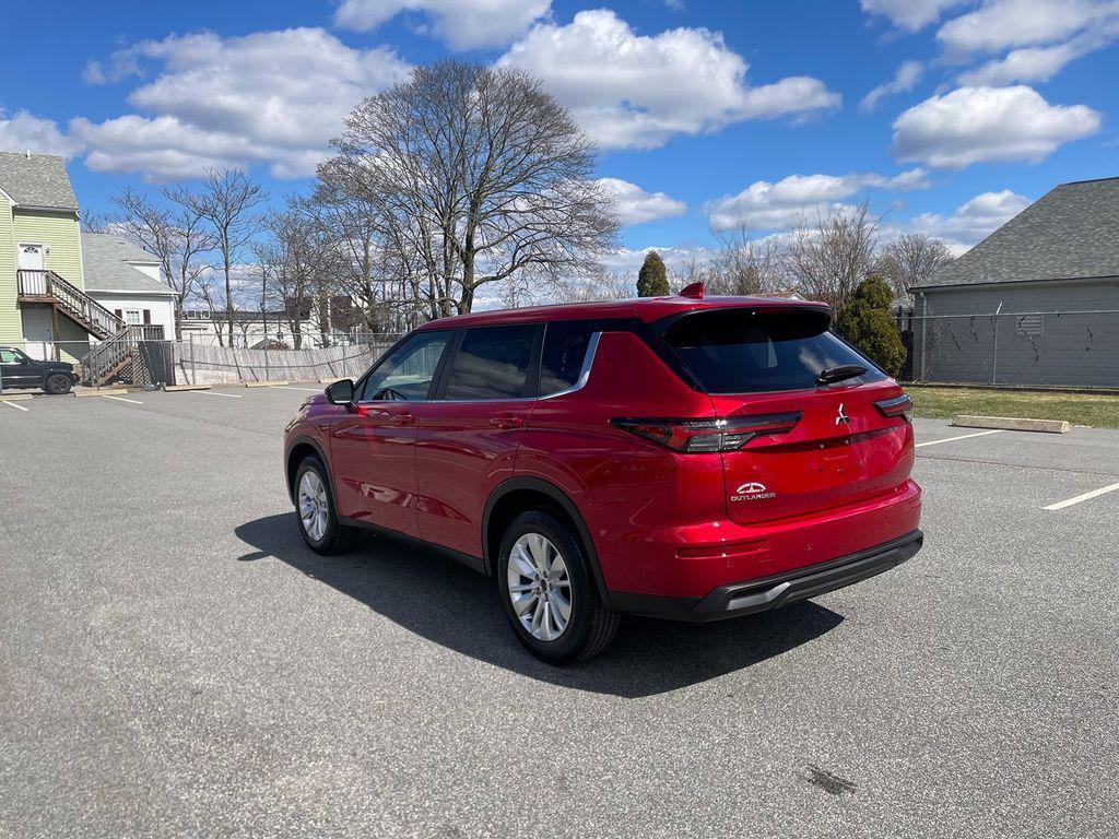 new 2026 Mitsubishi Outlander car, priced at $28,535