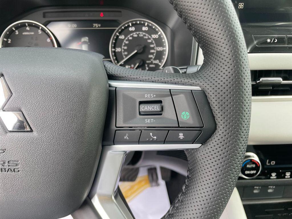new 2026 Mitsubishi Outlander car, priced at $32,117