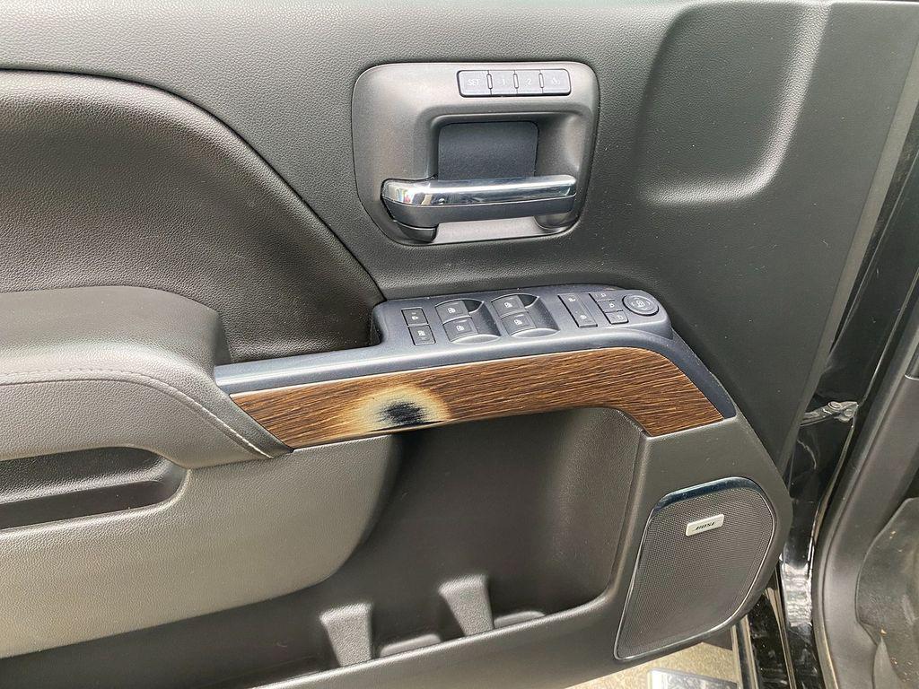 used 2017 GMC Sierra 1500 car, priced at $28,995