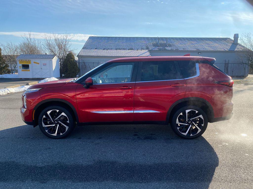 used 2022 Mitsubishi Outlander car, priced at $23,988