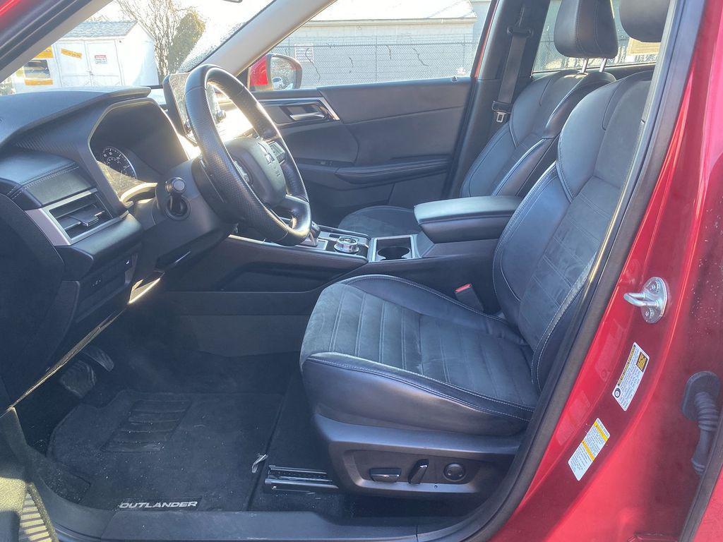 used 2022 Mitsubishi Outlander car, priced at $23,988