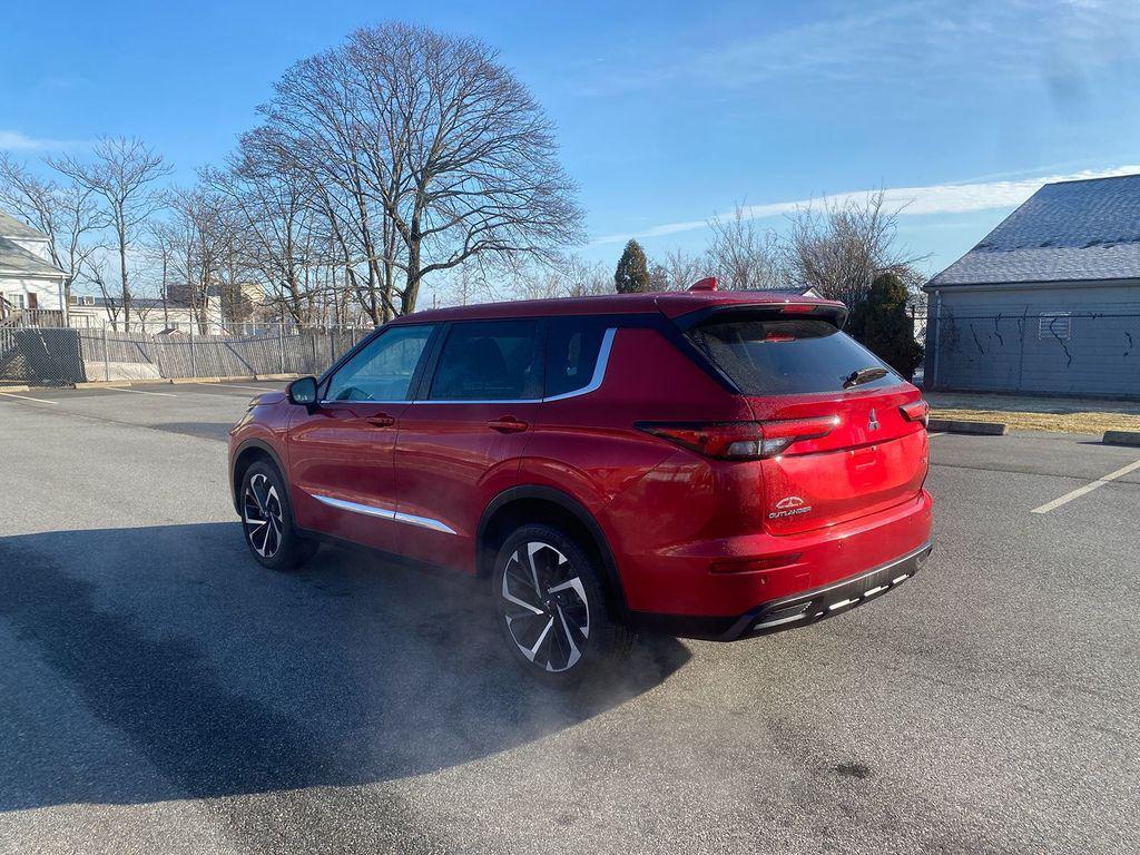 used 2022 Mitsubishi Outlander car, priced at $23,988