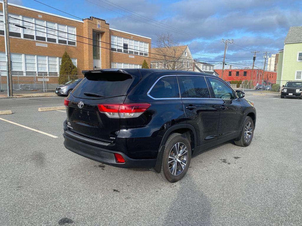 used 2019 Toyota Highlander car, priced at $24,995
