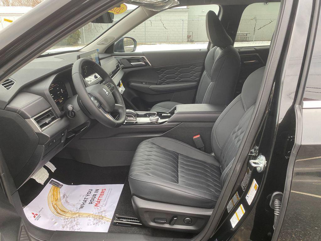 new 2026 Mitsubishi Outlander car, priced at $43,473