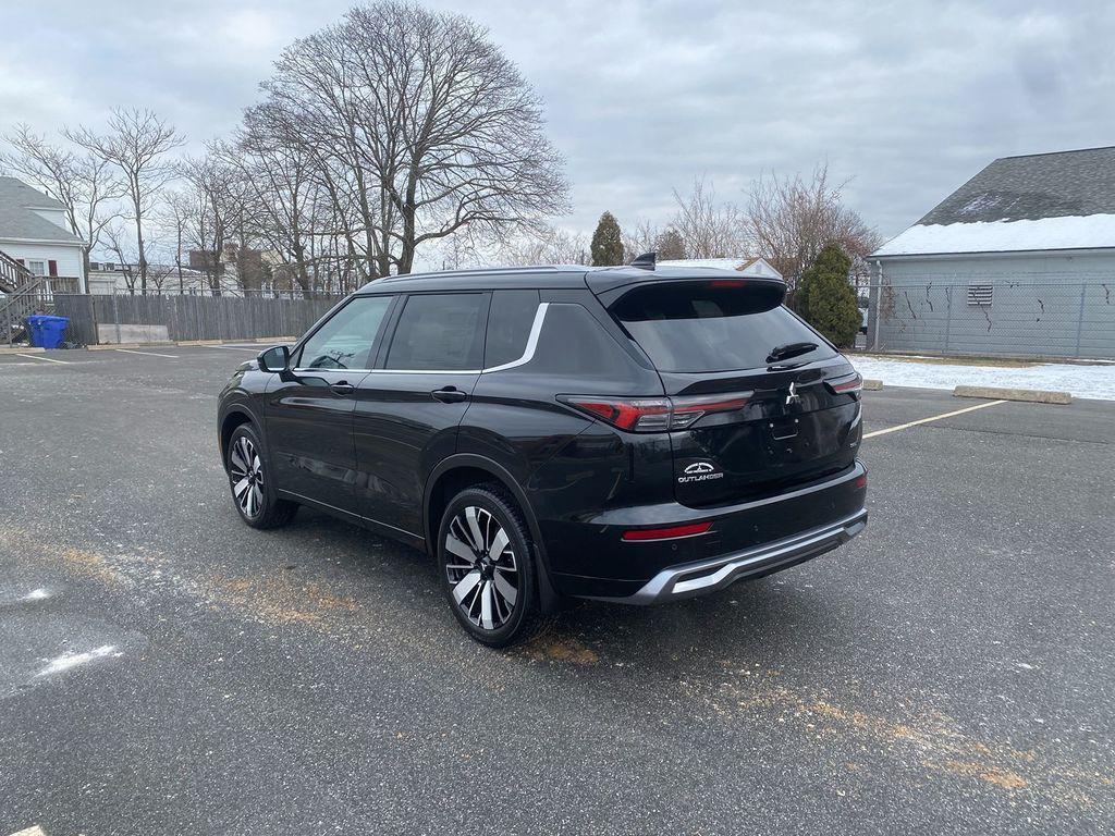 new 2026 Mitsubishi Outlander car, priced at $43,473