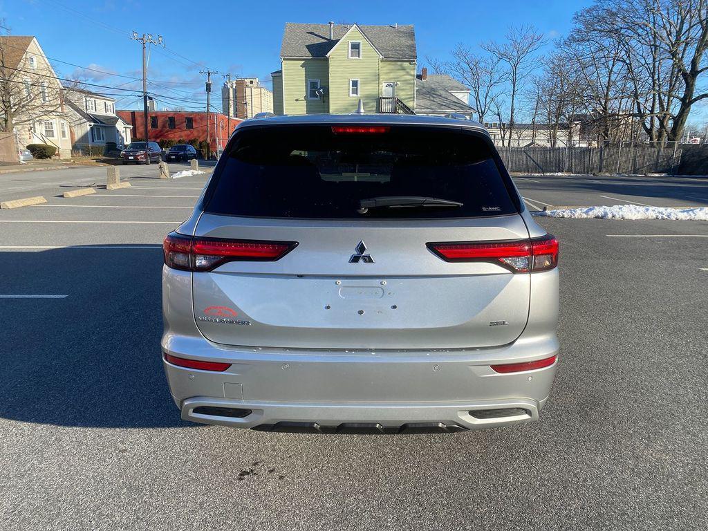 used 2024 Mitsubishi Outlander car, priced at $27,956