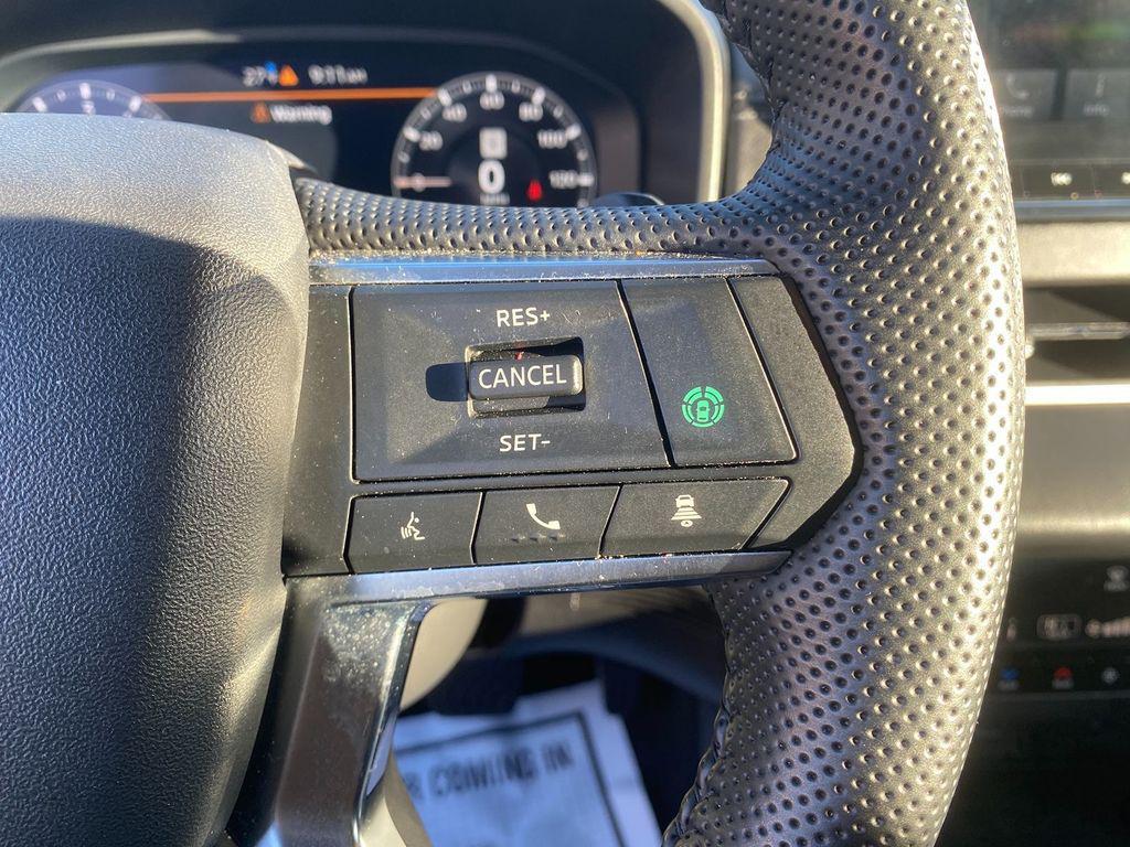 used 2024 Mitsubishi Outlander car, priced at $27,956