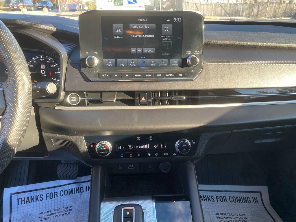 used 2024 Mitsubishi Outlander car, priced at $27,956