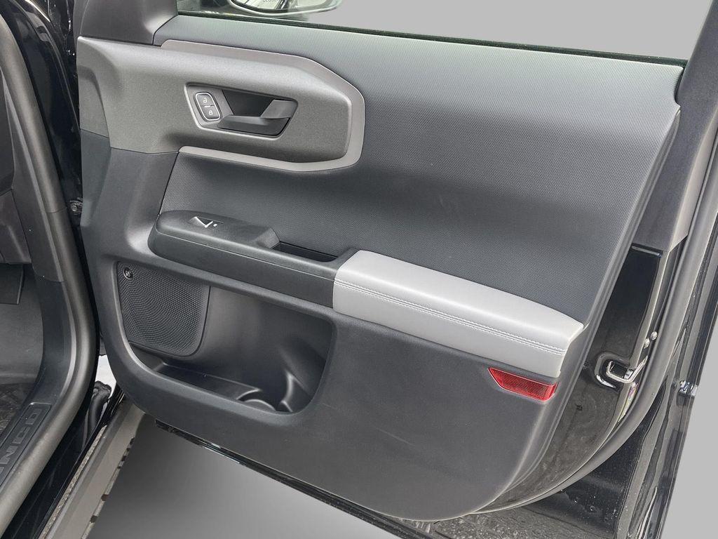 new 2025 Ford Bronco Sport car, priced at $39,623