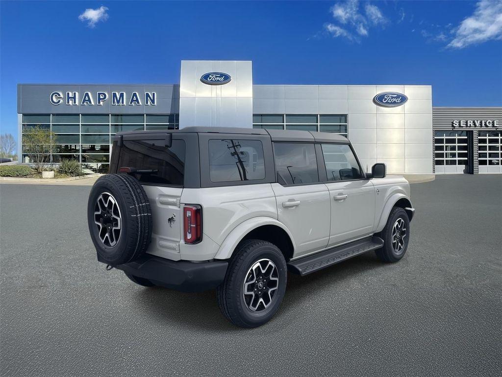 new 2025 Ford Bronco car, priced at $52,428