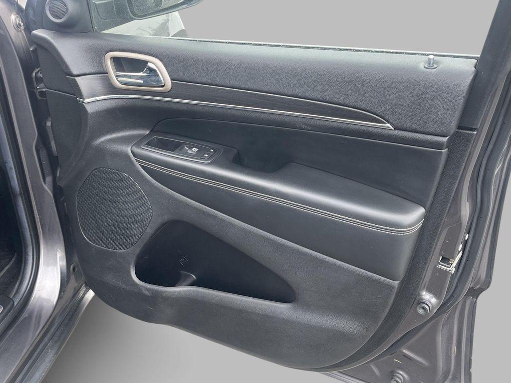 used 2014 Jeep Grand Cherokee car, priced at $12,996