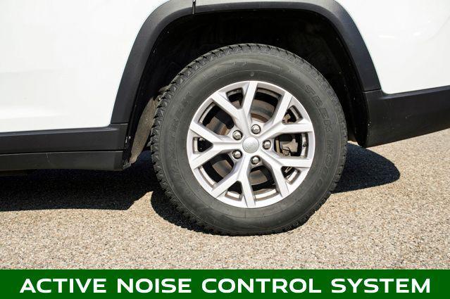 used 2022 Jeep Grand Cherokee L car, priced at $33,995