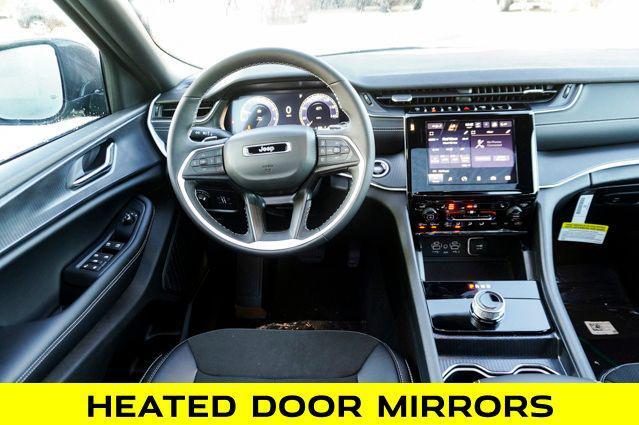 new 2025 Jeep Grand Cherokee car, priced at $44,547