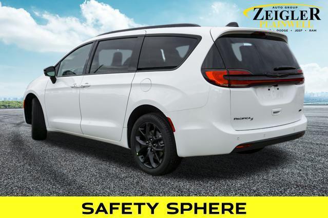 new 2026 Chrysler Pacifica car, priced at $49,095