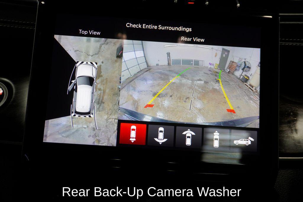 used 2024 Jeep Grand Cherokee car, priced at $30,995