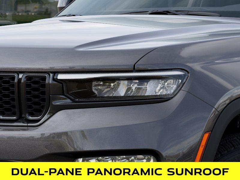 new 2025 Jeep Grand Cherokee car, priced at $48,677
