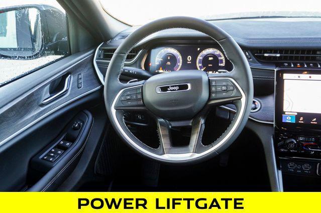 new 2025 Jeep Grand Cherokee car