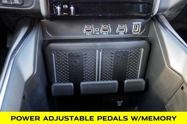 new 2026 Ram 1500 car, priced at $69,352