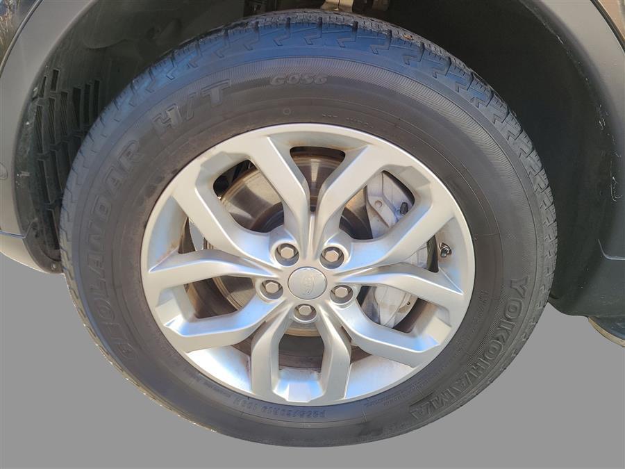 used 2018 Land Rover Discovery car, priced at $12,990