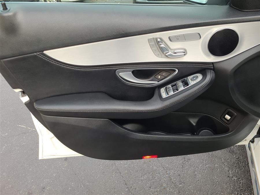 2015 Polar White Mercedes-Benz C-Class