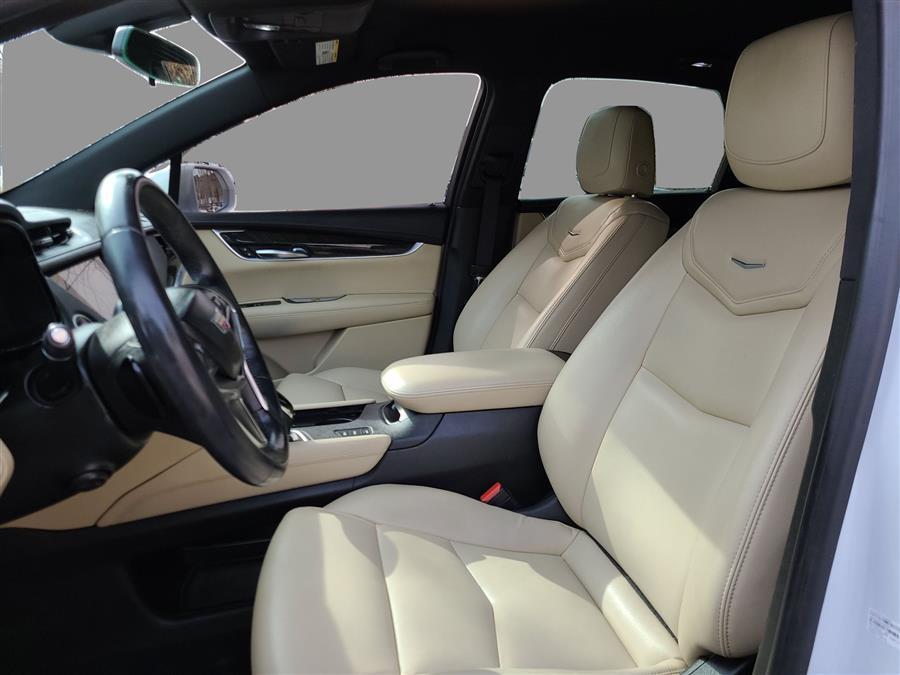 used 2018 Cadillac XT5 car, priced at $15,290
