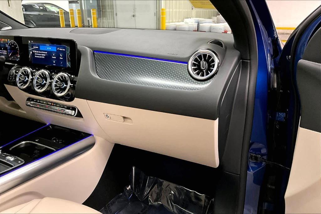 used 2025 Mercedes-Benz GLA 250 car, priced at $39,601