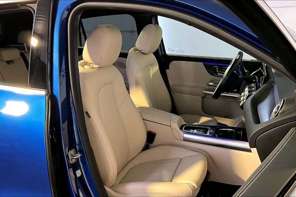 used 2025 Mercedes-Benz GLA 250 car, priced at $39,601