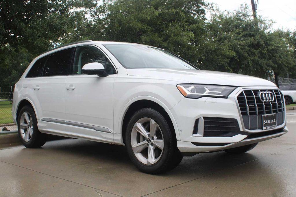 used 2022 Audi Q7 car, priced at $29,991