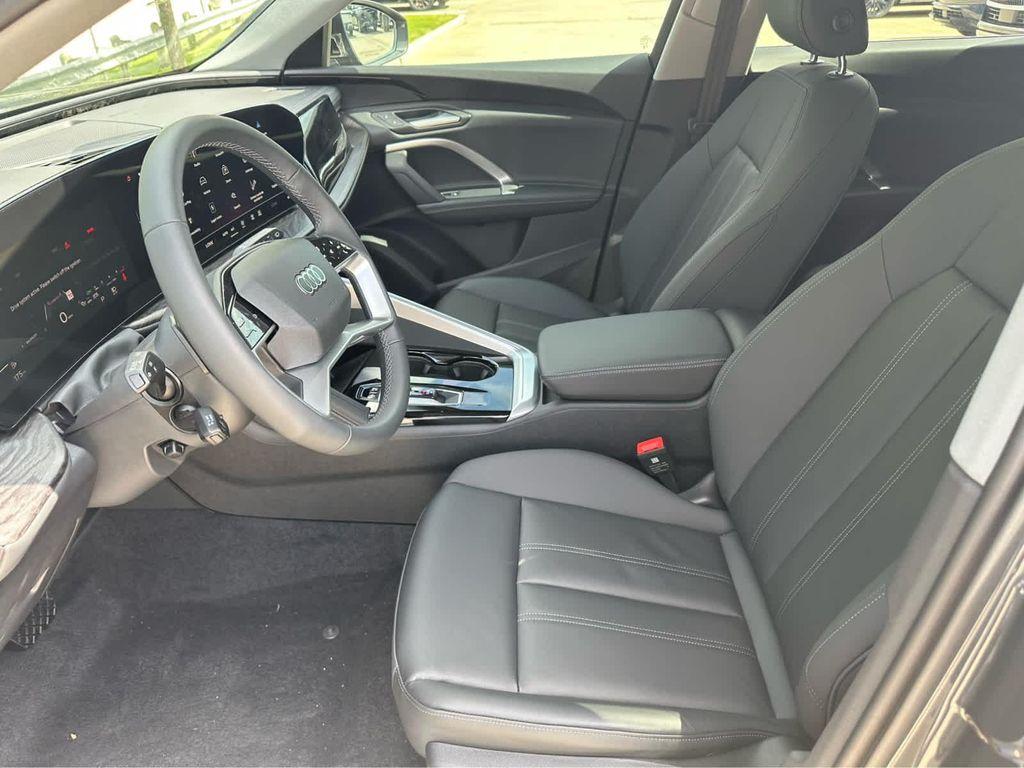 used 2025 Audi Q5 car, priced at $45,991