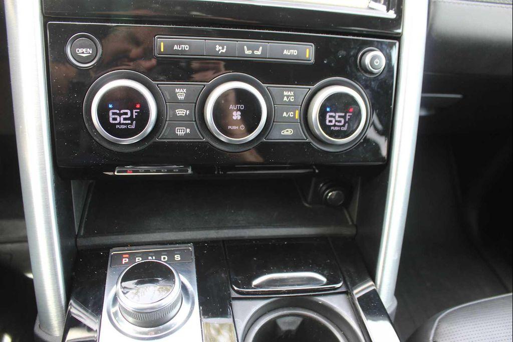 used 2018 Land Rover Discovery car, priced at $19,991