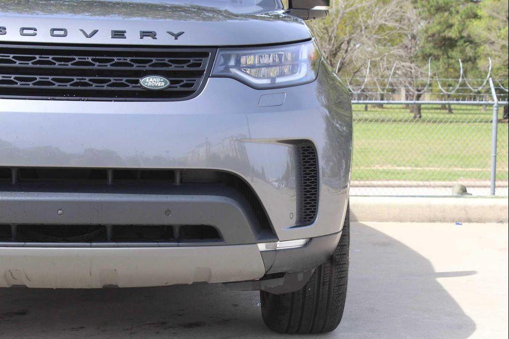 used 2018 Land Rover Discovery car, priced at $19,991