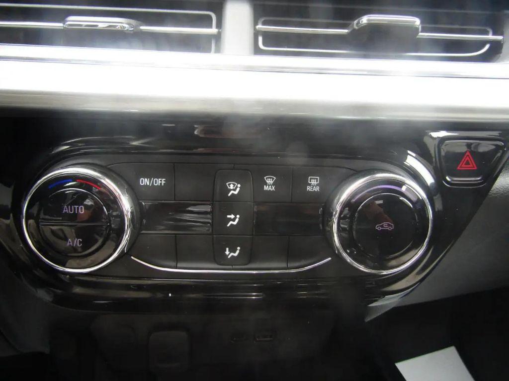 used 2025 Chevrolet Trax car, priced at $22,244
