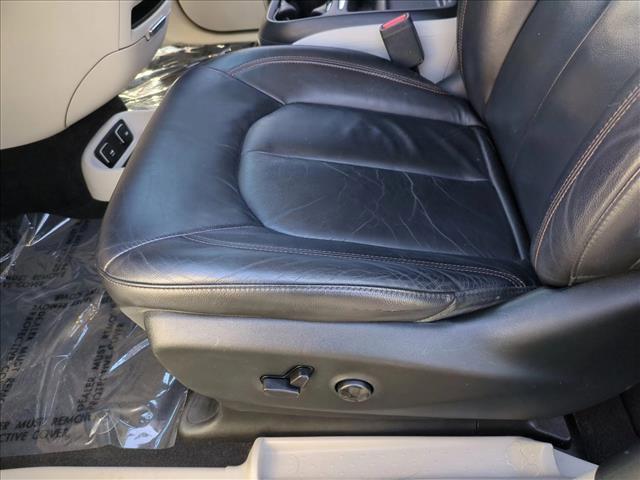 used 2017 Chrysler Pacifica car, priced at $11,631