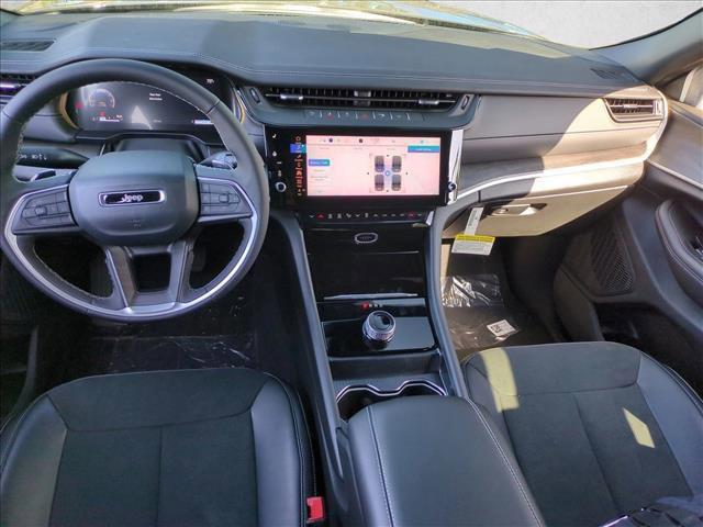 new 2026 Jeep Grand Cherokee car, priced at $46,750