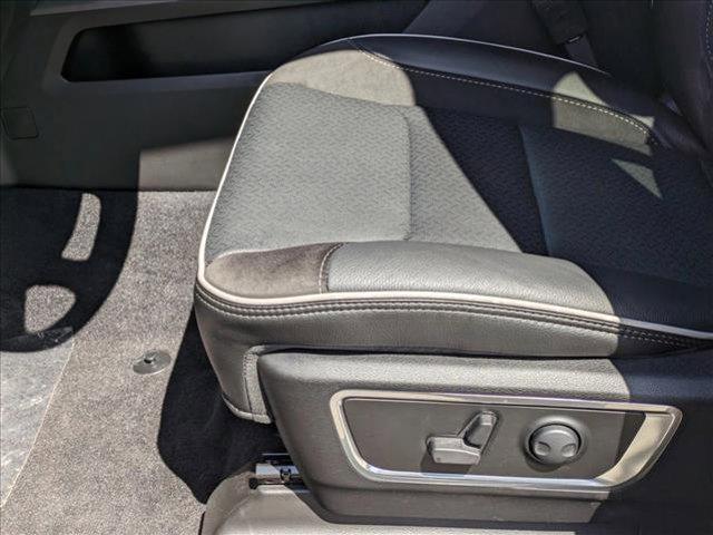 new 2025 Ram 1500 car, priced at $58,152