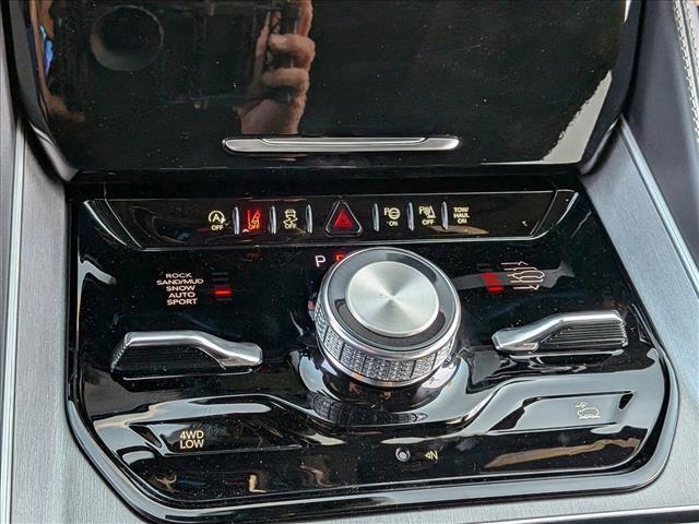 new 2026 Jeep Grand Wagoneer car, priced at $70,048